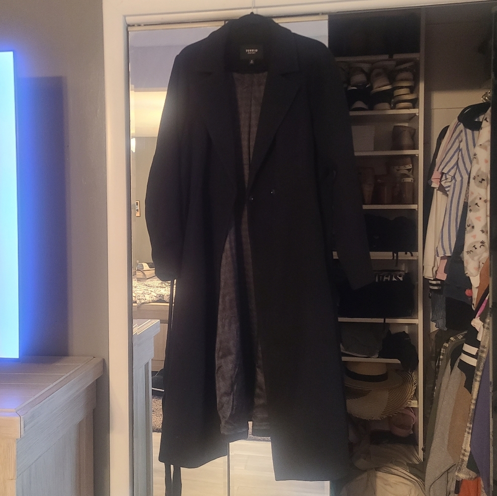 Tie Front Coat - Picture 5 of 10